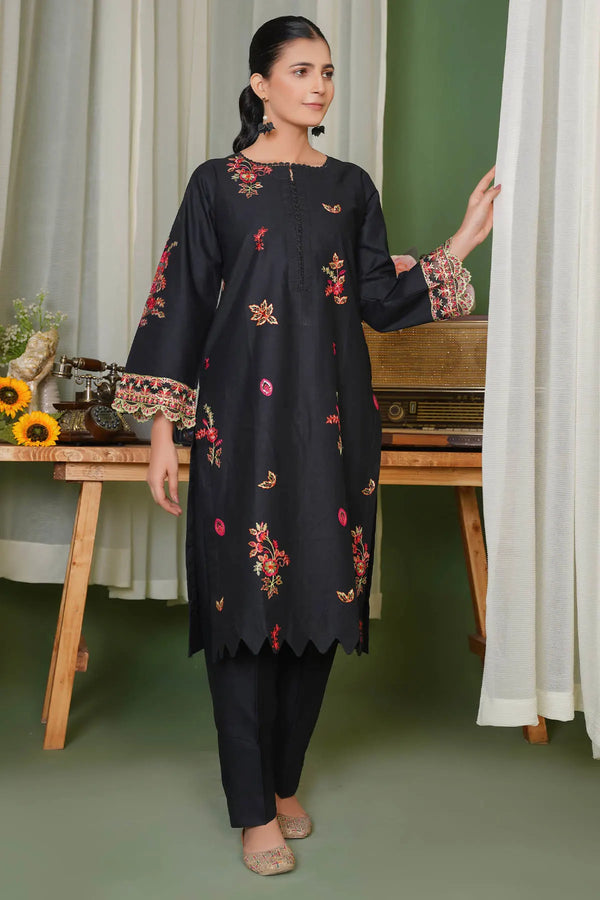 Buy winter cotton suits online by Sehar Bano
